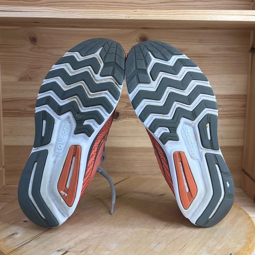Saucony Ride 13 Orange & White Athletic Running Shoes Womens Size 8.4 - Picture 7 of 8